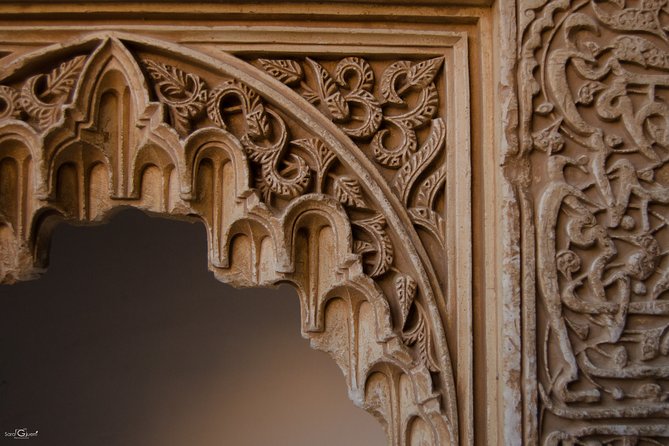 Private Tour to The Alhambra with Nasrid Palaces in Granada - The Nasrid Palaces are the essential booking detail