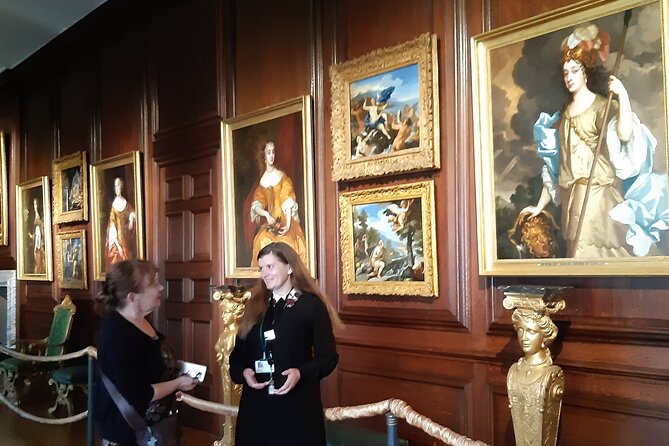 Private tour with an accredited expert guide Hampton Court Palace - The Tudor Kitchens and the work behind royal meals