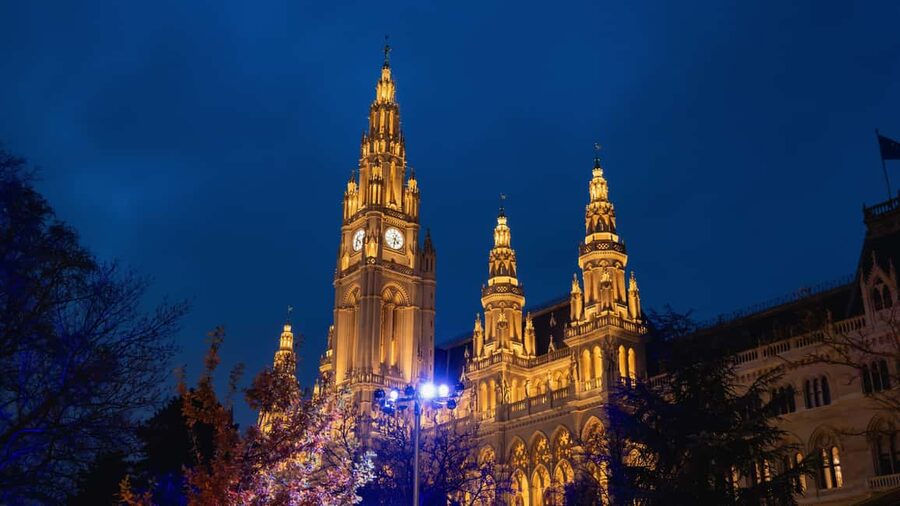 Private Vienna Night Tour – Palaces & City Lights - Vienna after dark, with the driving taken care of