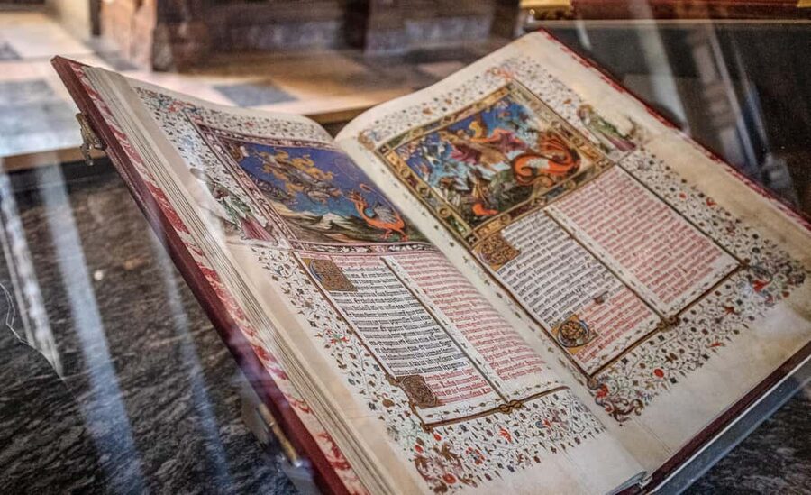 PRIVATE VIP tour: El ESCORIAL Monastery & Palace & Library - The Pantheon and Crypts of the Kings