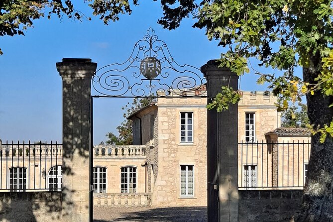 Private Wine Lovers - Super St Emilion - behind the scenes visits top chateaux and medieval town - Three sides of St Emilion wine