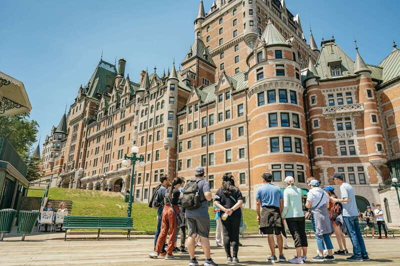 Quebec City: Guided Tour of Fairmont Le Château Frontenac - What the one-hour pace feels like