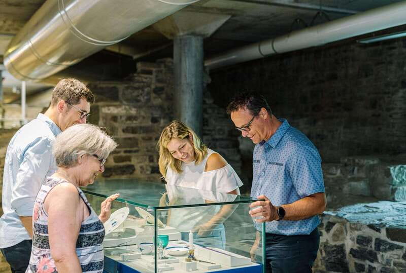 Québec City: Saint-Louis-Forts-and-Châteaux visit - What lies beneath Dufferin Terrace
