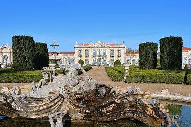 Queluz and Ajuda Palaces Private Tour, Lisbon´s forgotten history. - The gardens and Queluz’s blue-and-white canal