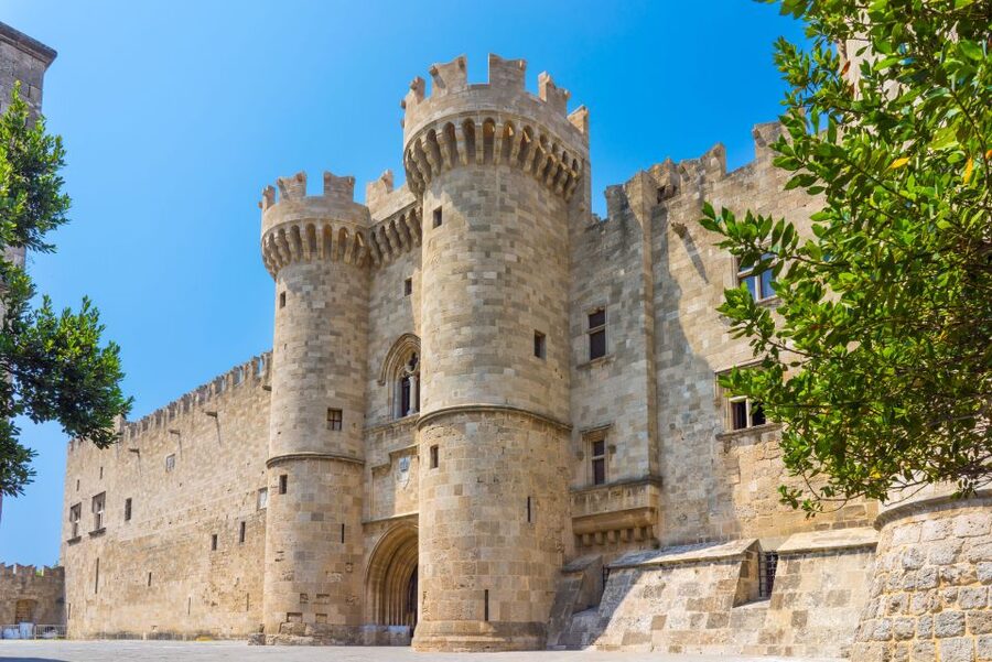 Rhodes: Palace of the Grand Master E-Ticket & Audio Tour - The courtyard and chapel give the visit its shape