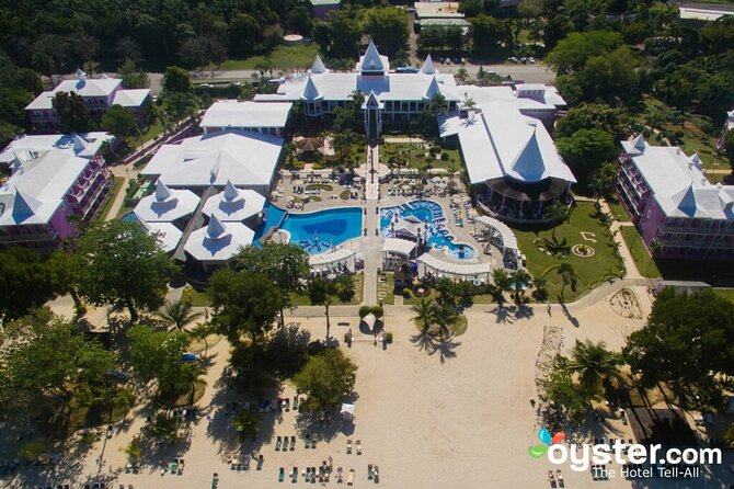 Riu Palace Tropical Bay Resort Private Airport Transfer - What $60 per person really buys