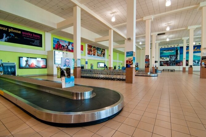 Riu Reggae/Riu Montego Bay/Riu Palace Private Airport Transfer - Finding your driver at Montego Bay airport