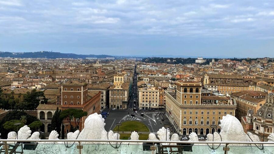 Rome: Vittoriano with Rooftop & Palazzo Venezia Hosted Entry - Who will get the most from this experience