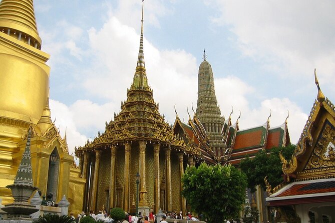 Royal Grand Palace And Wat Pho - Why these two Bangkok sights belong together