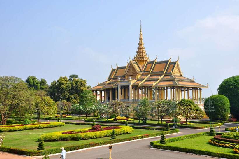 Royal Palace, National Museum & Wat Phnom with Private tour - Three Phnom Penh sights, one manageable morning