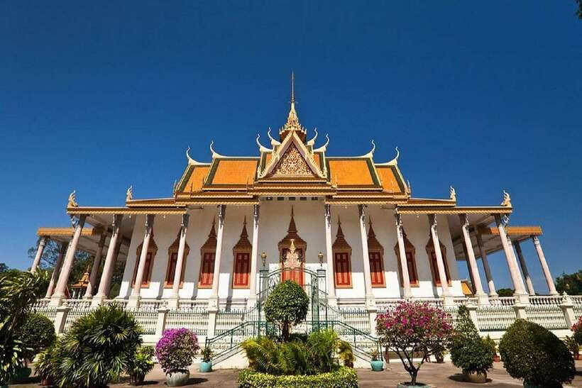 Royal Palace, National Museum & Wat Phnom with Private tour - Is $59 a fair price?