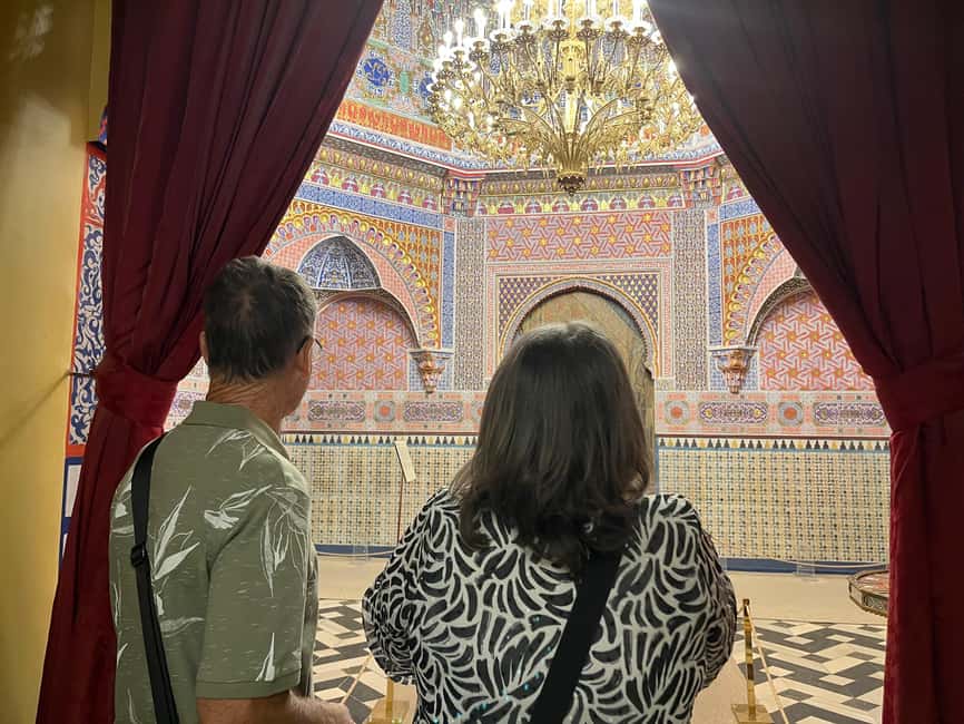 Royal Palace of Aranjuez Small-Group Tour with Entry Ticket - Is $34 a fair price?