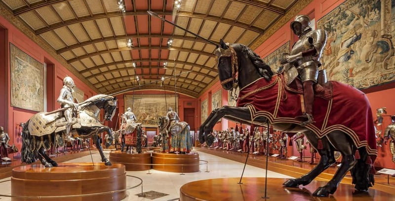 Royal Palace of Madrid Guided Tour Small Group or Private - Key points to know before booking