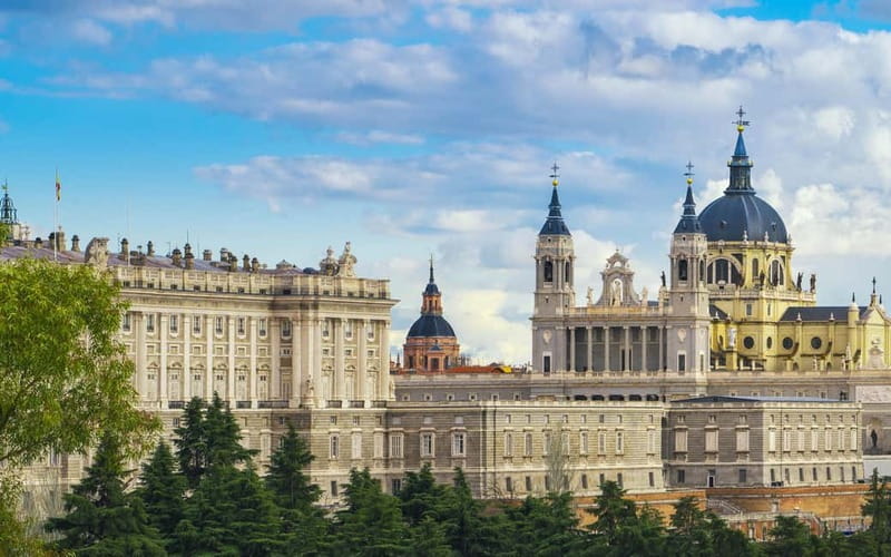 Royal Palace of Madrid: Private tour with entrance included - Gasparini Room, dining room, and royal collections