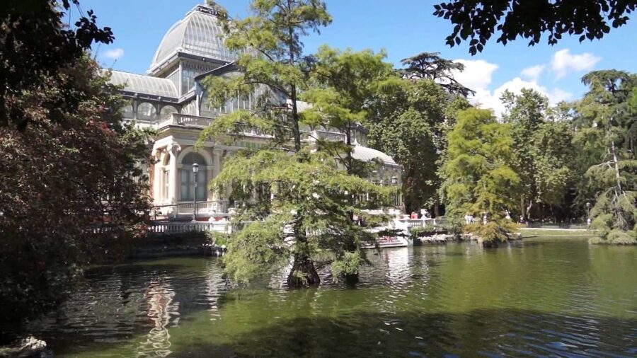 Royal Palace of Madrid Skip-the-Line and Retiro Park Tour - Should you book it?