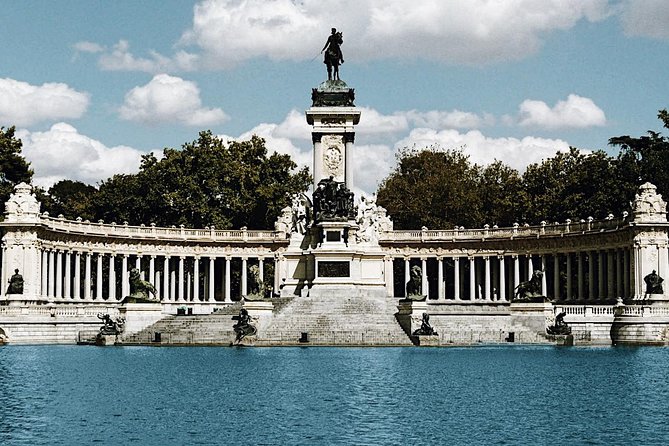 Royal Palace + Old City Madrid Exclusive Guided Walking Tour - Calle Mayor, Plaza de la Villa, and Madrid’s medieval center