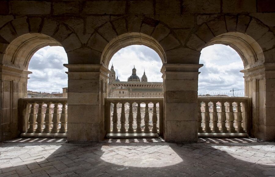 Salamanca: Monterrey Palace Audio-Guided Tour - The Renaissance exterior sets the tone