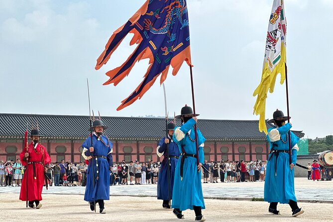 Seoul City Half Day Tour-Gyeongbok Palace Guard Changing Ceremony - Gyeongbokgung Palace and the Joseon royal court