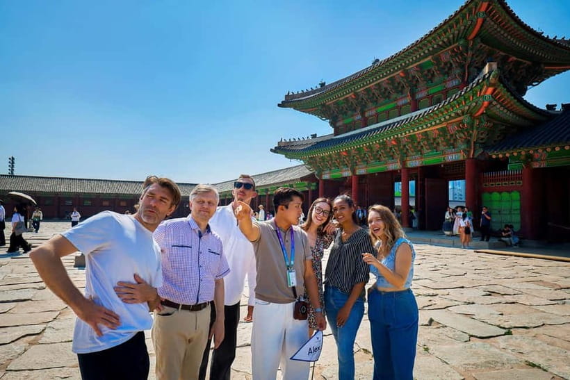 Seoul: Gyeongbok Palace, N Tower, & Local Market City Tour - A fast introduction to Seoul’s old and new sides