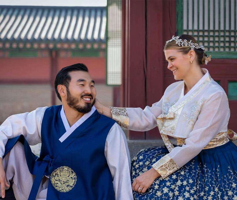 Seoul: Hanbok Rental with Gyeongbokgung Palace Entry - Finding Daehan Hanbok Near Exit 4