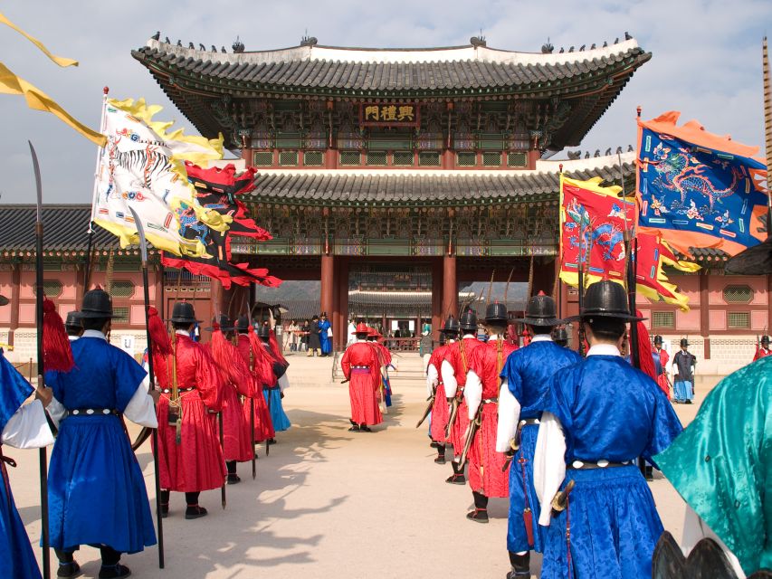 Seoul: Royal Palace Morning Tour including Cheongwadae - Gyeongbokgung and the Joseon Capital