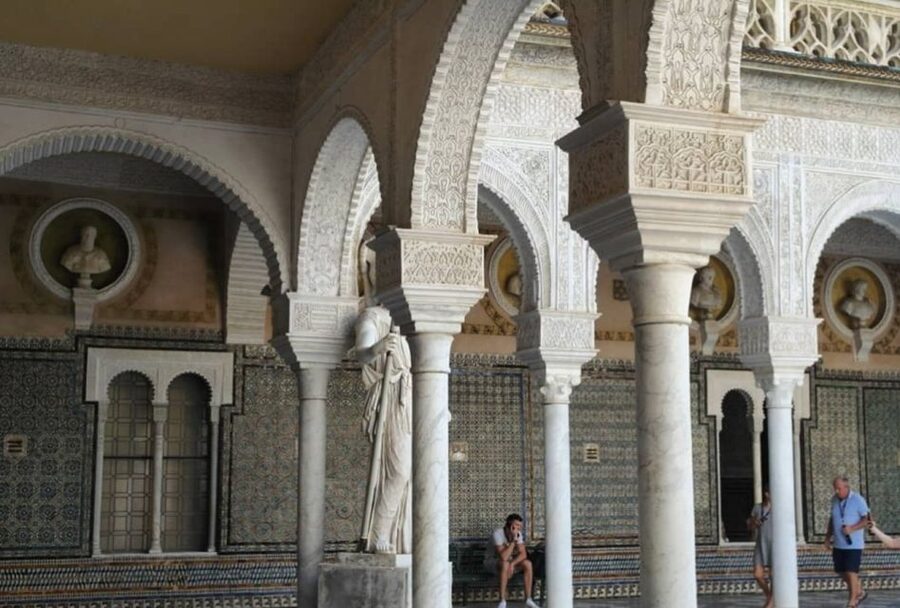 Seville: Casa de Pilatos and Condesa de Lebrija Palace Tour - Starting at the Condesa de Lebrija Palace