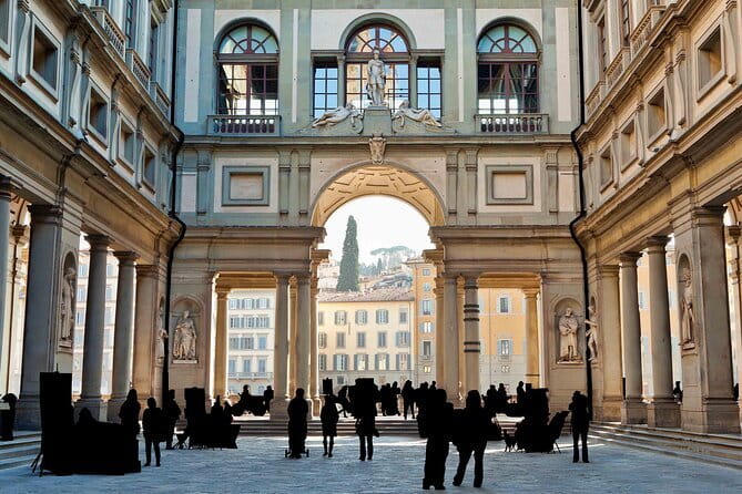 Sightseeing Guided Tour of Florence by Night including Duomo & Palazzo Vecchio - Physical effort, timing, and practical planning