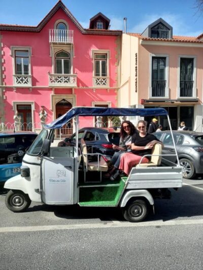 1 hour tuk tuk experience to Pena Palace(3 monuments)