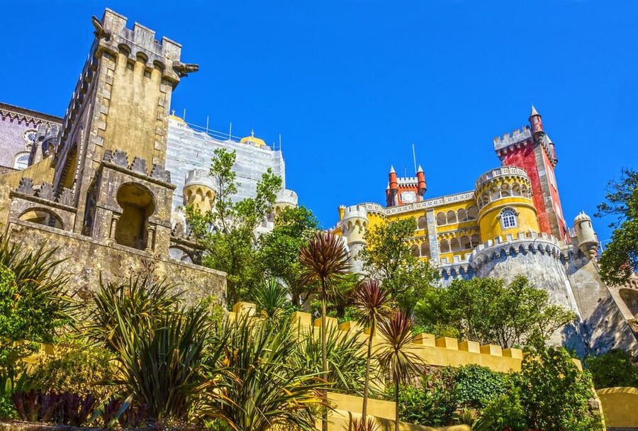 Sintra: Full-Day Deluxe Tour with Pena Palace ticket - Cabo da Roca: Portugal at the edge of the continent