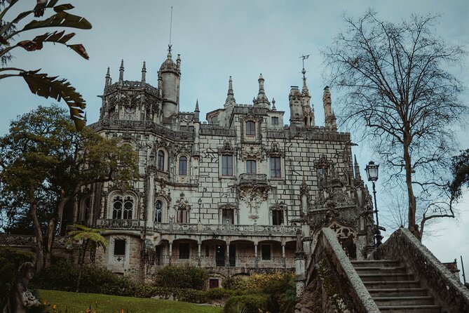 Sintra Historical Jeep Adventure - Palaces & Secret Routes - What the guide adds to the day