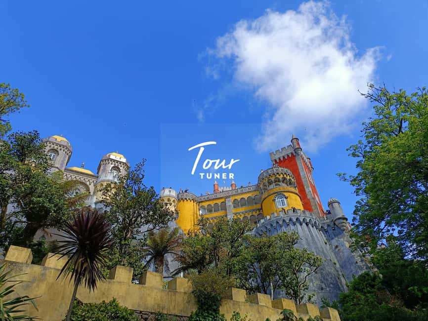 Sintra: Moorish Castle, Pena Palace, Cabo da Roca, & Cascais - Pickup from Lisbon, Cascais, or the coast