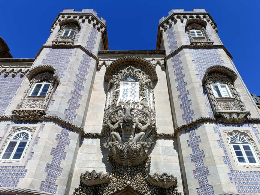 Sintra: Moorish Castle, Pena Palace, Cabo da Roca, & Cascais - Sintra village for lunch and a local pause