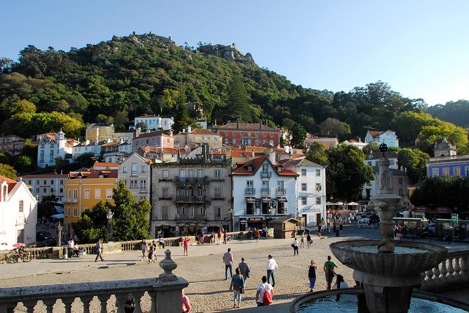 Sintra Palaces Private Tour with Pena Palace and Quinta da Regaleira - Starting at 8:00 a.m. in central Lisbon
