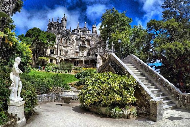 Sintra, Pena Palace and Quinta da Regaleira from Lisbon - Two hours in Sintra for lunch and your own wandering