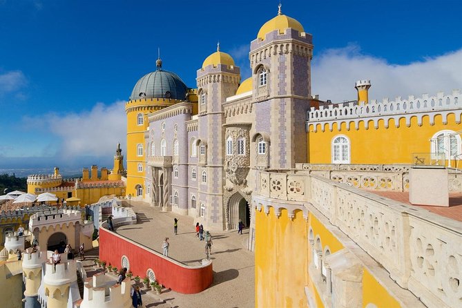 Sintra, Pena Palace, Cabo Roca, Cascais Small Group from Lisbon - Sintra village and a short taste of local life