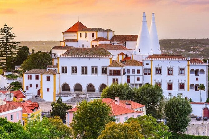Sintra, Pena Palace, Cape Roca & Cascais Small-Group Tour - Cascais: an easy final hour by the water