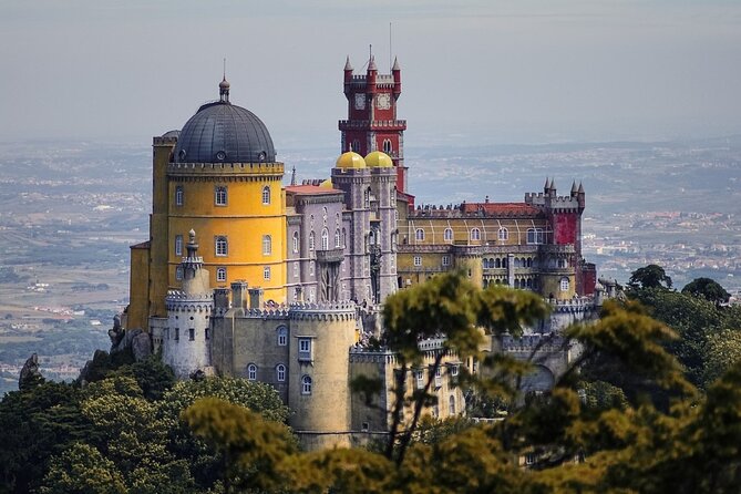 Sintra, Pena Palace, Cape Roca & Cascais Small-Group Tour - Two hours in Sintra: choose your own middle of the day