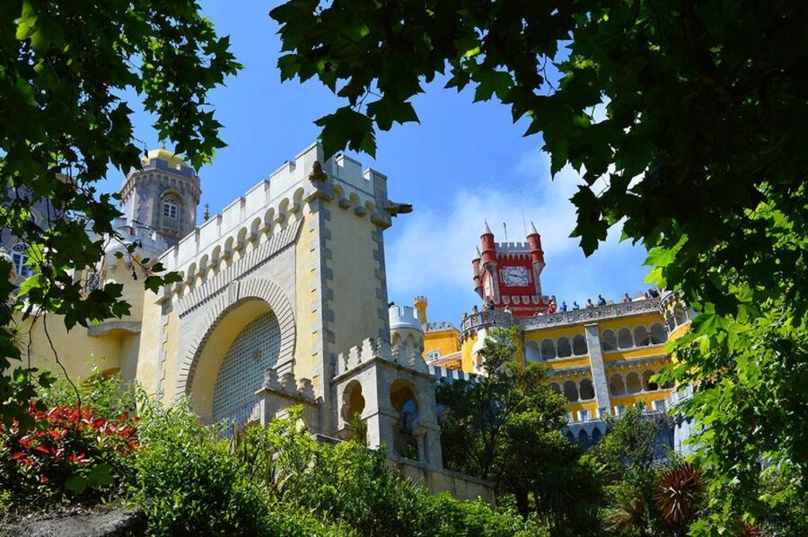 Sintra: Pena Palace, Moorish Castle, Regaleira, & Monserrate - Adding Cabo da Roca, Boca do Inferno, and Cascais