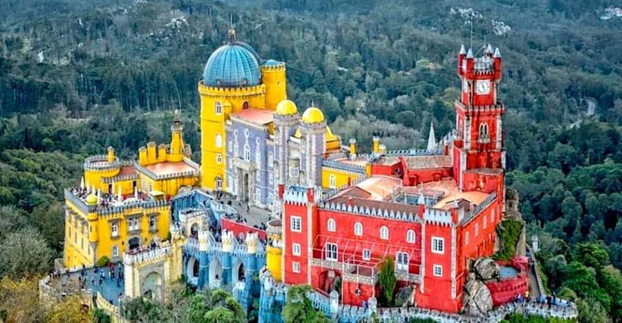 Sintra: Pena Palace, Moorish Castle, Regaleira, & Monserrate - Starting above Sintra at the Moorish Castle