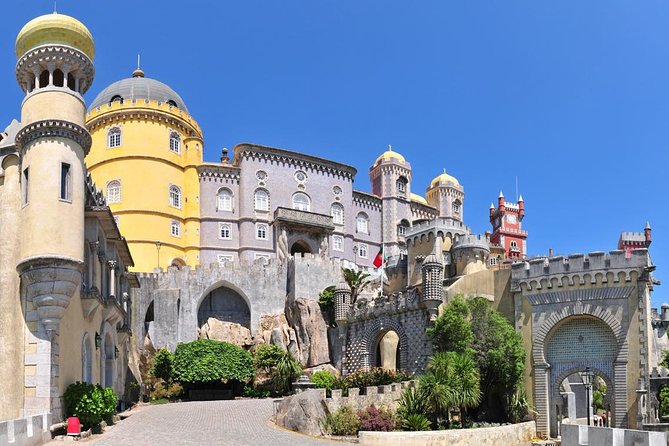 Sintra, Pena Palace, Quinta da Regaleira & Cascais Group Tour - Cascais, an hour and a half by the sea
