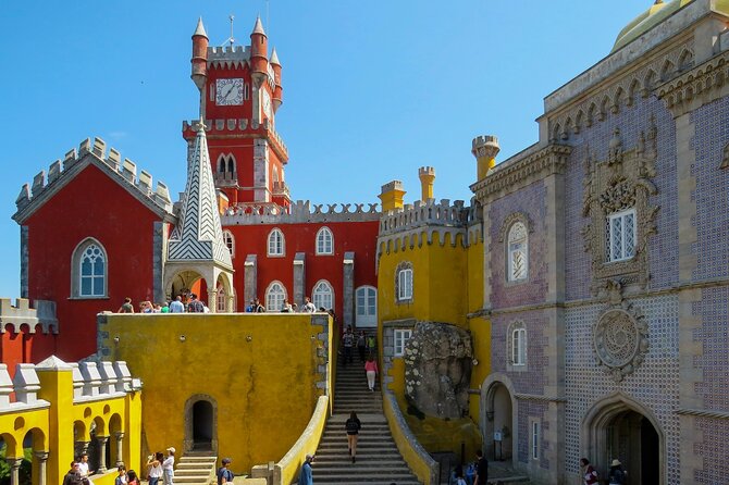 Sintra, Pena Palace, Quinta da Regaleira & Cascais Group Tour - Starting at Rossio at 8:00 am