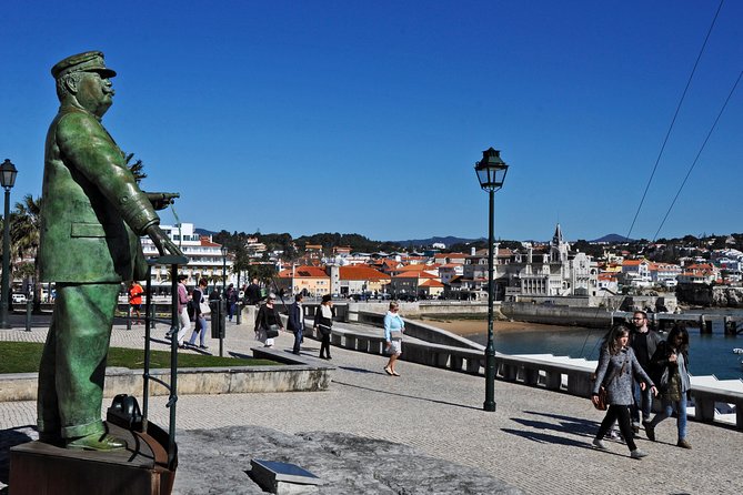 Sintra, Pena, Regaleira, Cabo da Roca & Cascais from Lisbon - The guides make the difference