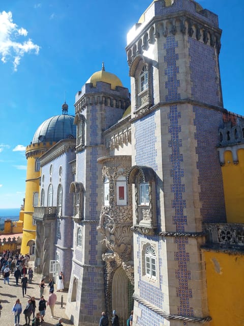 Sintra: private tuk tuk tour of the mountains and palaces - Starting beside Sintra train station