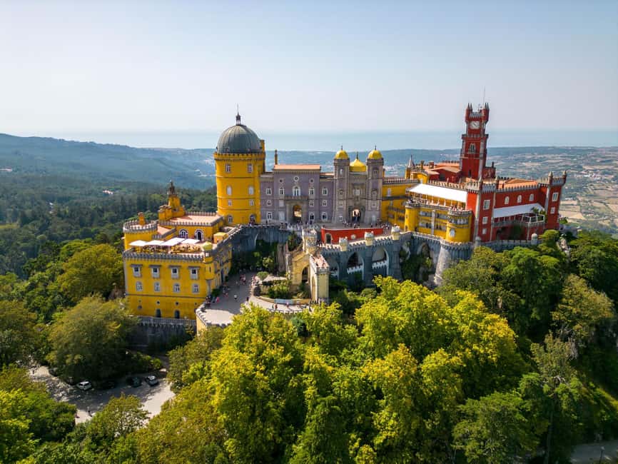 Sintra Small Group: Pena Palace, Moorish Castle & Cascais - Pena Palace: 110 minutes among bright colors and grand ideas