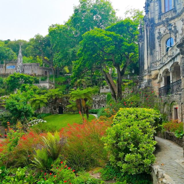 Sintra: Truly Private Tour to Pena Palace & Regaleira - Sintra old town: lunch, pastries, and a useful pause