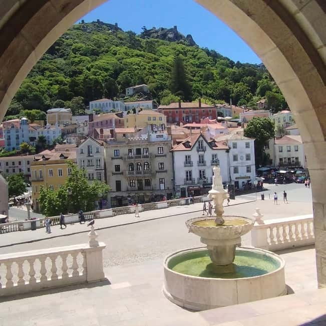 Sintra Unique Tour - Two Palaces and Azenhas do Mar - Starting near Avenida da Liberdade