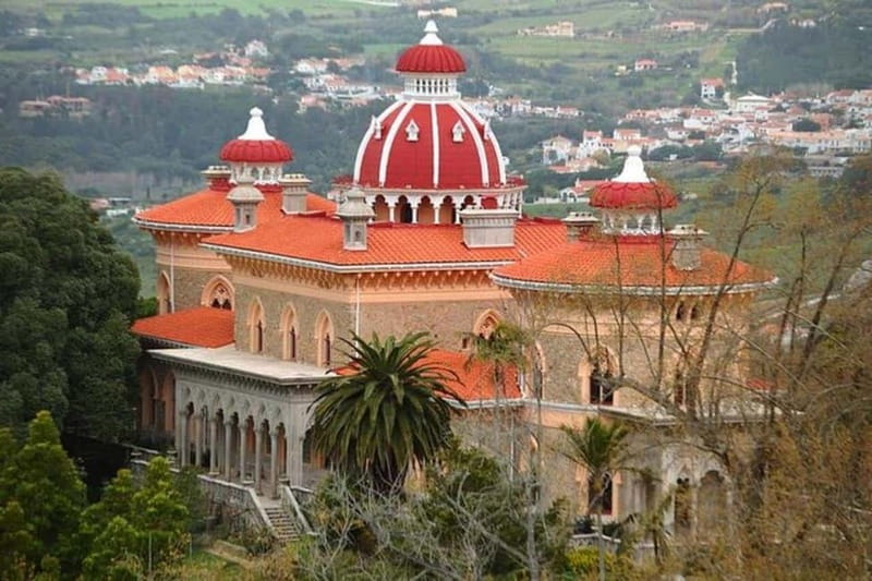 Sintra: Vintage electric Tuk Tuk tour, Pena Palace 4/5 hours - The Moorish Castle from the hill