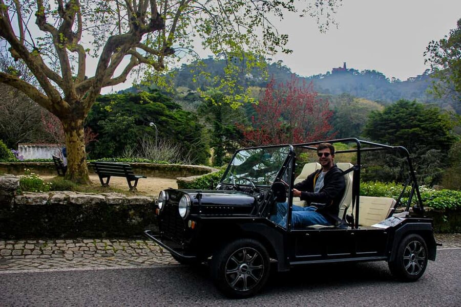 Sintra: Vintage electric Tuk Tuk tour, Pena Palace 4/5 hours - Monserrate Palace and the return ride