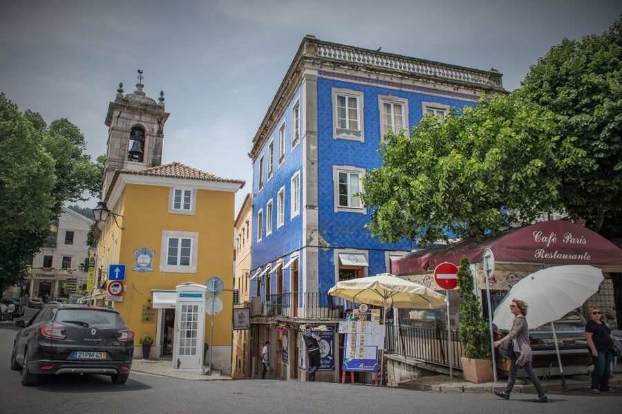 Sintra: Walking Tour with Palace, Castle, and Old Town Visit - From Sintra station into the hills