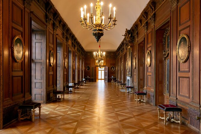 Skip-the-line Charlottenburg Palace Private Tour & Transfers - Choosing between two, three, four, and five hours